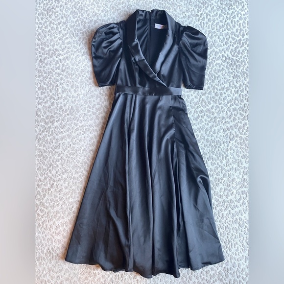 NWT Mac Duggal Black Puff Sleeve V-Neck Satin Collared A-line Midi Dress, size 0 - Picture 4 of 11